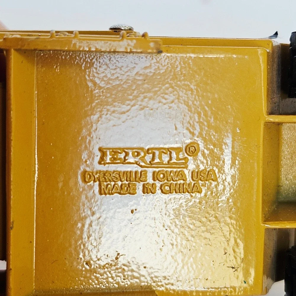 Vintage Ertl Caterpillar 613C Elevating Scraper Die-Cast‎ Construction Toy Cat